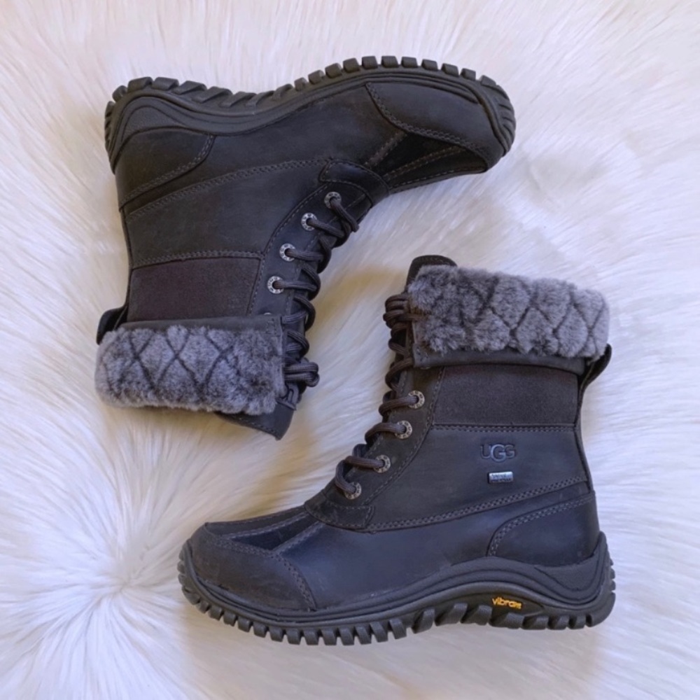 UGG Grey Adirondack Boot II Luxe Quilt Waterproof - Picture 8 of 10